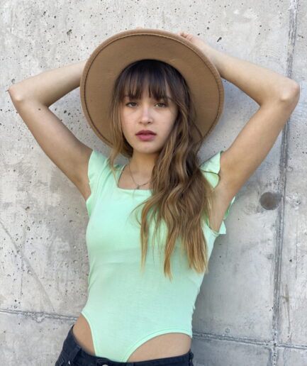 268-Body m/volado escote squea-viscosa